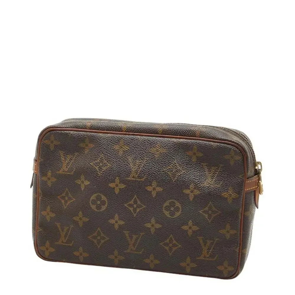LOUIS VUITTON Authentic Brown Monogram Leather Bag